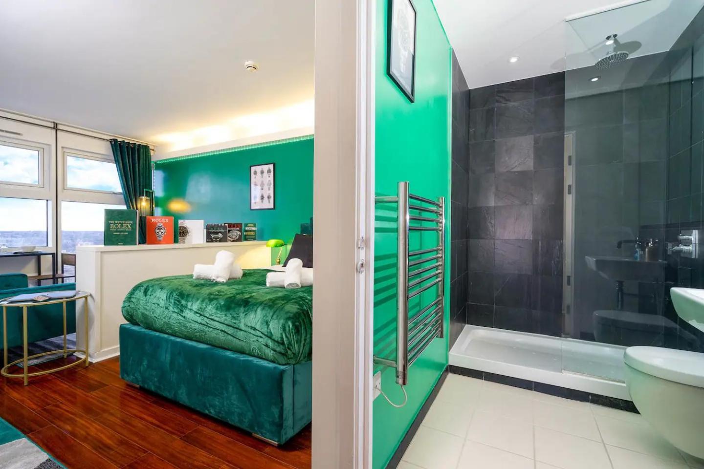 Luxury Rolex Retreat Apartment Birmingham Exterior photo